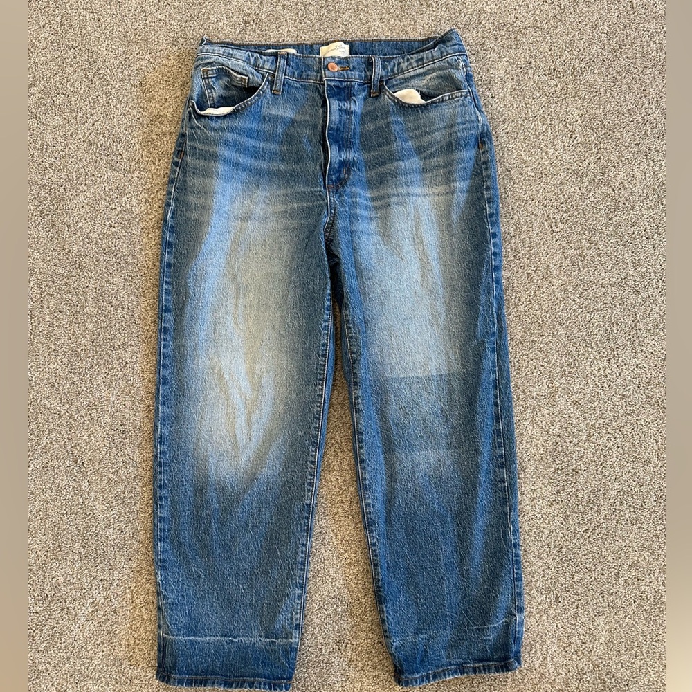 Uuniversal Thread wide legged jean